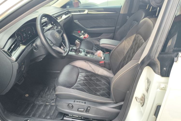 Used Volkswagen FAW-Volkswagen CC 2021 Estate Vehicle 380TSI Vizzion Edition Left Front Seat