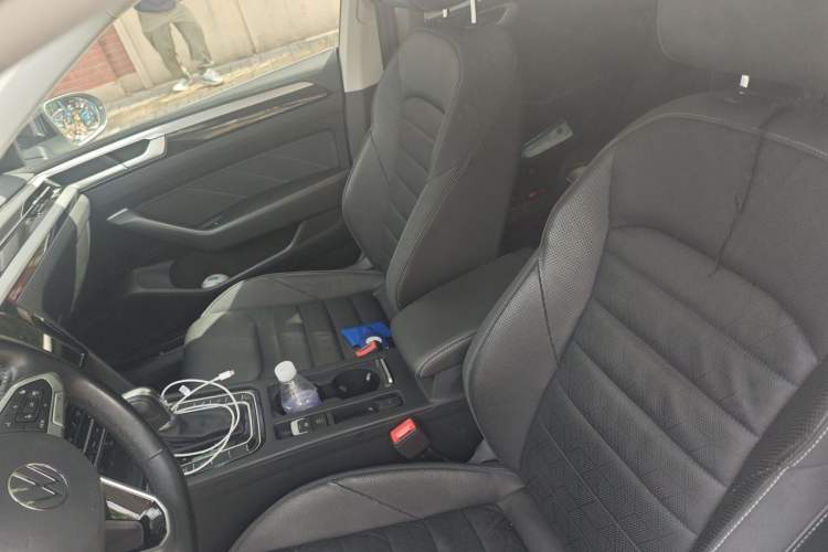 Used Volkswagen FAW-Volkswagen CC 2021 Estate Car 380TSI Vizion Edition Left Front Seat