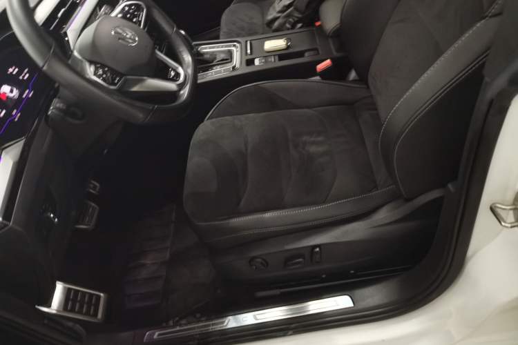 Used Volkswagen FAW-Volkswagen CC 2021 330TSI Ignite Edition Left Front Seat
