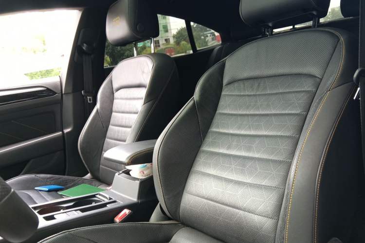 Used Volkswagen FAW-Volkswagen CC 2021 380TSI Striking Edition 30th Anniversary Model Left Front Seat