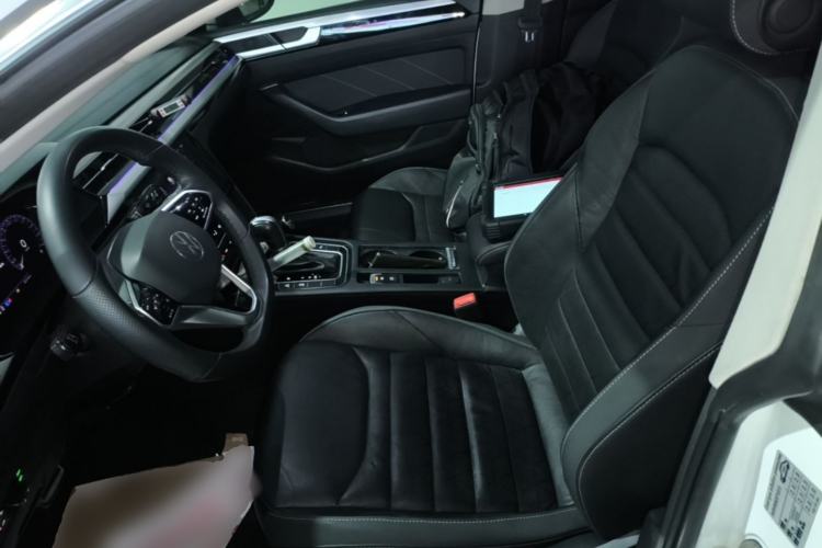 Used Volkswagen FAW-Volkswagen CC 2021 380TSI Striking Edition Left Front Seat