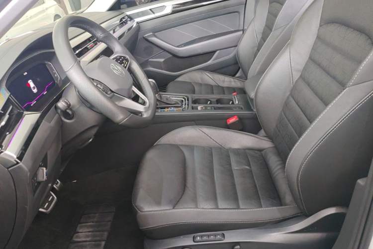 Used Volkswagen FAW-Volkswagen CC 2021 380TSI Striking Edition Left Front Seat