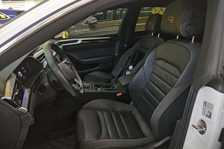 Used Volkswagen FAW-Volkswagen CC 2021 380TSI Striking Edition Left Front Seat