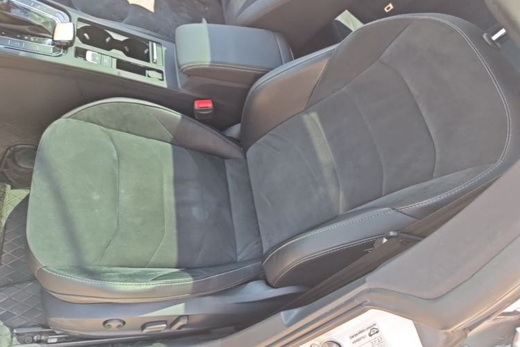 Used Volkswagen FAW-Volkswagen CC 2021 330TSI Ignite Edition Left Front Seat