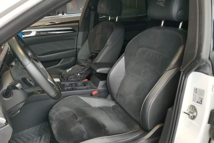 Used Volkswagen FAW-Volkswagen CC 2021 330TSI Ignite Edition Left Front Seat