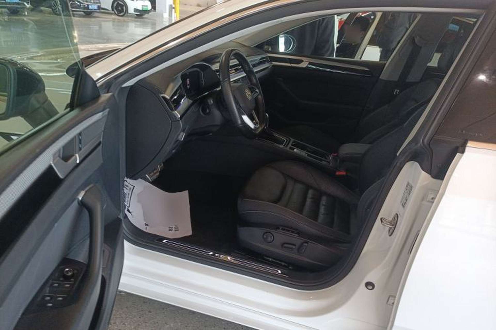 Used Volkswagen FAW-Volkswagen CC 2021 380TSI Striking Edition Left Front Seat