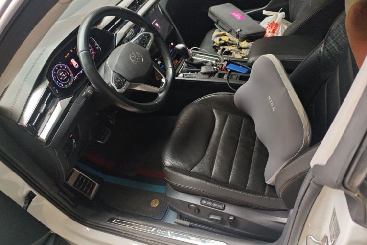 Used Volkswagen FAW-Volkswagen CC 2021 Estate Car 380TSI Vizion Edition Left Front Seat