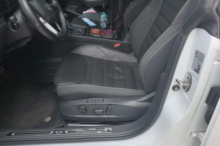 Used Volkswagen FAW-Volkswagen CC 2021 380TSI Striking Edition Left Front Seat