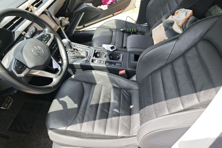 Used Volkswagen FAW-Volkswagen CC 2021 Estate Car 380TSI Vizion Edition Left Front Seat