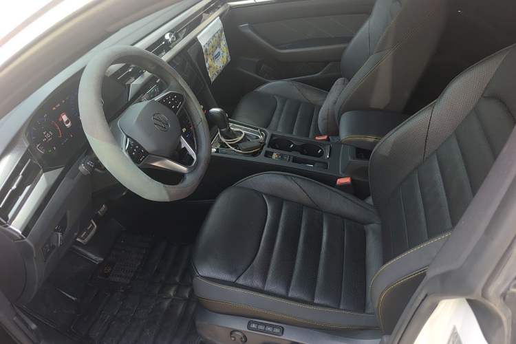 Used Volkswagen FAW-Volkswagen CC 2021 380TSI Striking Edition Left Front Seat