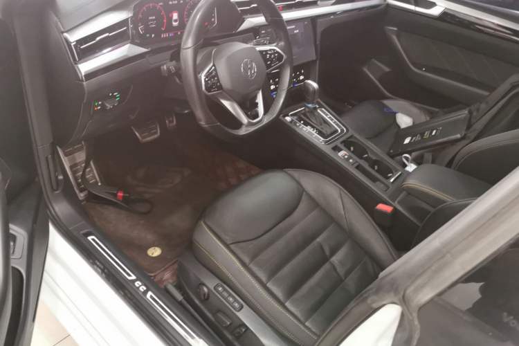 Used Volkswagen FAW-Volkswagen CC 2021 380TSI Striking Edition Left Front Seat