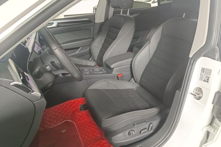 Used Volkswagen FAW-Volkswagen CC 2021 380TSI Striking Edition Left Front Seat