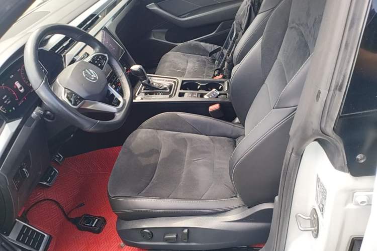 Used Volkswagen FAW-Volkswagen CC 2021 330TSI Ignite Edition Left Front Seat