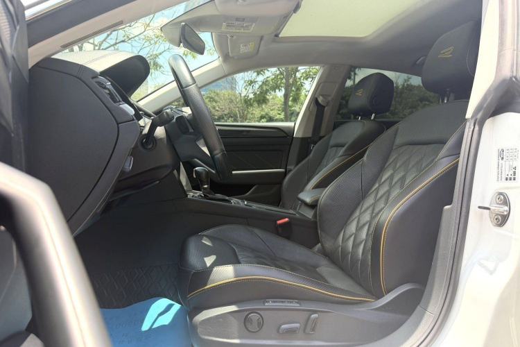 Used Volkswagen FAW-Volkswagen CC 2021 380TSI Brilliant Edition Left Front Seat