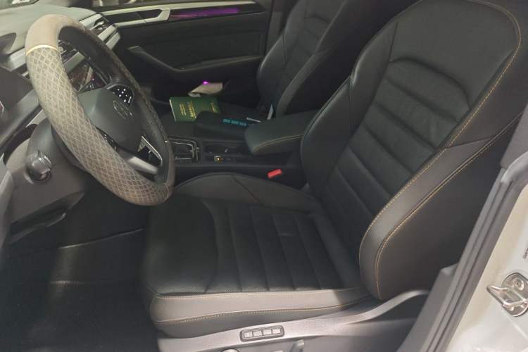 Used Volkswagen FAW-Volkswagen CC 2021 380TSI Striking Edition Left Front Seat