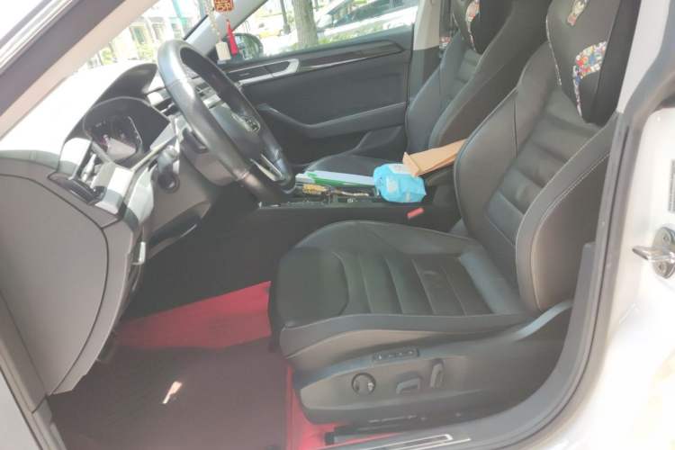 Used Volkswagen FAW-Volkswagen CC 2021 380TSI Striking Edition Left Front Seat