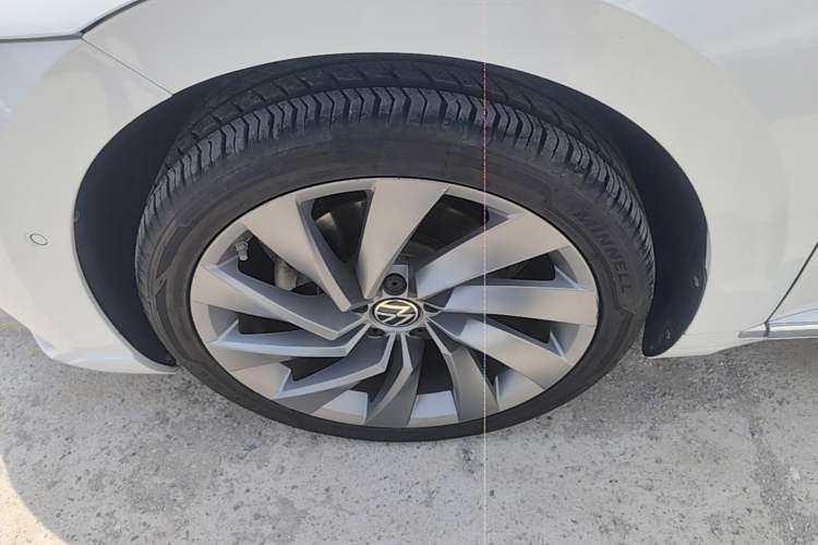 Used Volkswagen FAW-Volkswagen CC 2021 380TSI Striking Edition Left Front Wheel Hub
