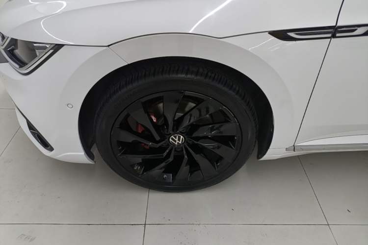 Used Volkswagen FAW-Volkswagen CC 2021 380TSI Striking Edition Left Front Wheel Hub