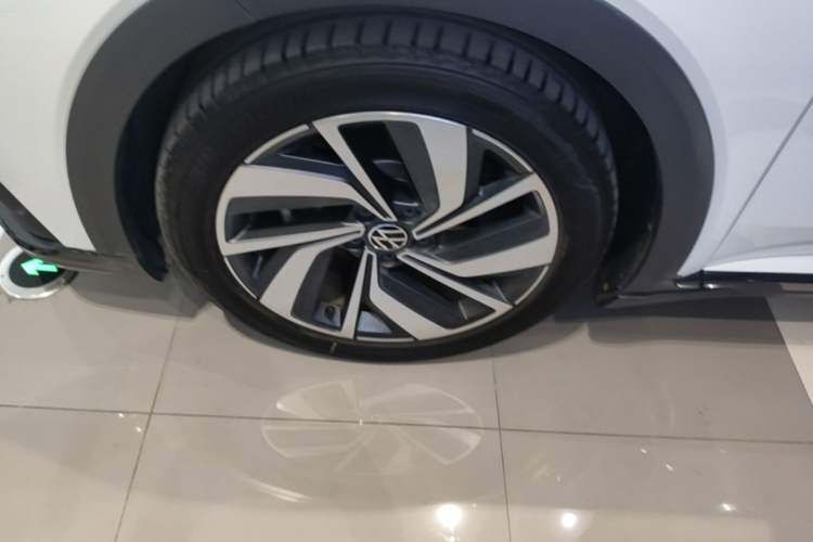 Used Volkswagen FAW-Volkswagen CC 2021 Estate Car 330TSI Hunter Vision Edition Left Front Wheel Hub