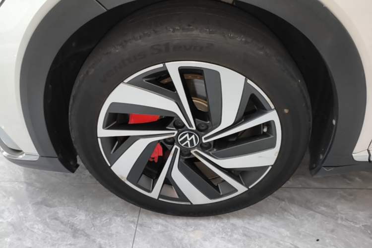 Used Volkswagen FAW-Volkswagen CC 2021 Estate Car 330TSI Hunter Vision Edition Left Front Wheel Hub