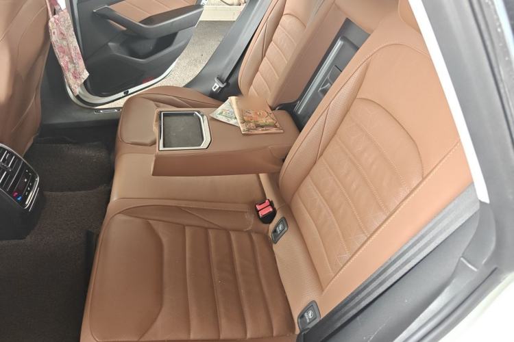 Used Volkswagen FAW-Volkswagen CC 2021 Estate Car 380TSI Vizion Edition Left Rear Seat