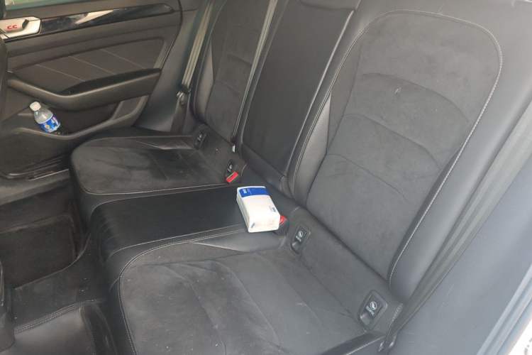 Used Volkswagen FAW-Volkswagen CC 2021 330TSI Ignite Edition Left Rear Seat