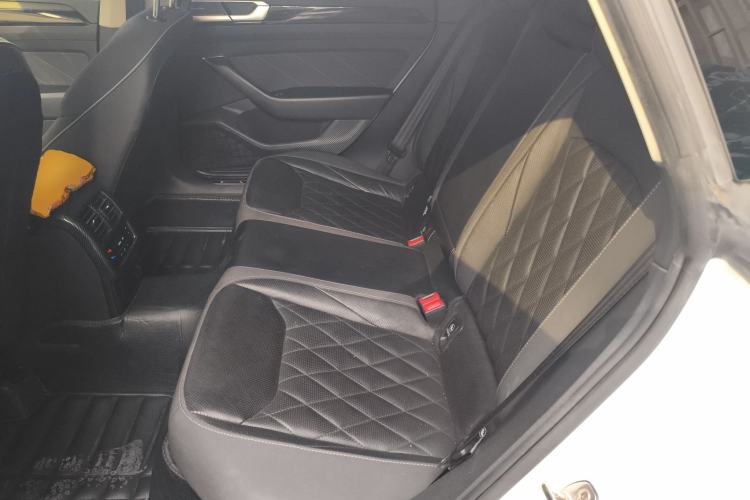 Used Volkswagen FAW-Volkswagen CC 2021 Estate Vehicle 380TSI Vizzion Edition Left Rear Seat