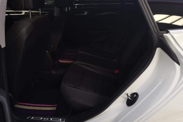 Used Volkswagen FAW-Volkswagen CC 2021 380TSI Striking Edition Left Rear Seat
