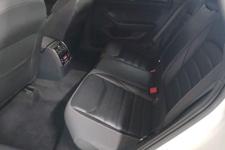 Used Volkswagen FAW-Volkswagen CC 2021 380TSI Striking Edition Left Rear Seat