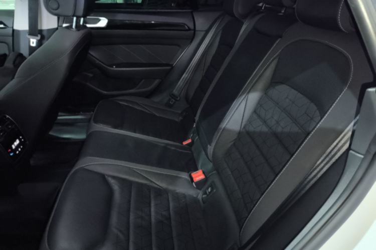 Used Volkswagen FAW-Volkswagen CC 2021 380TSI Striking Edition Left Rear Seat