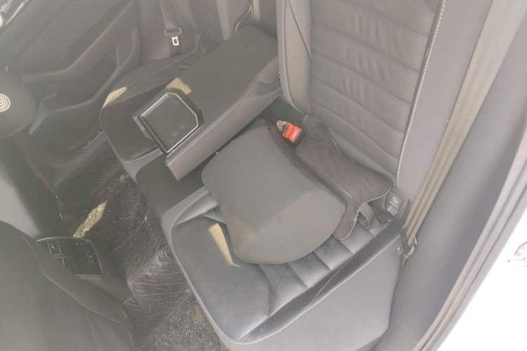 Used Volkswagen FAW-Volkswagen CC 2021 380TSI Striking Edition Left Rear Seat