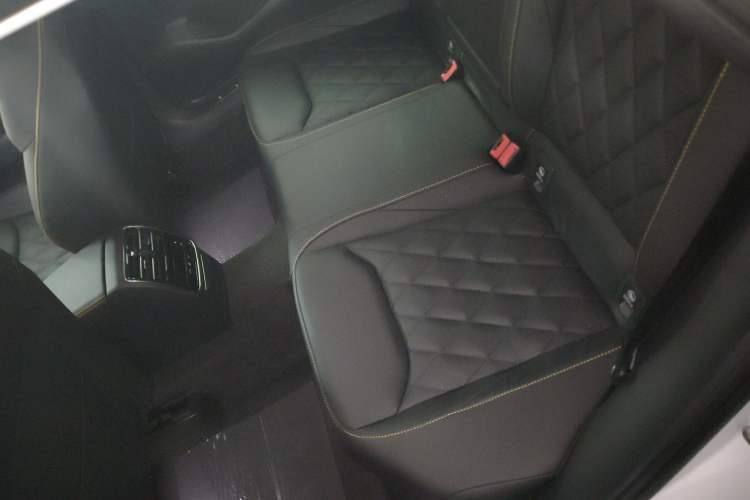 Used Volkswagen FAW-Volkswagen CC 2021 380TSI Brilliant Edition Left Rear Seat