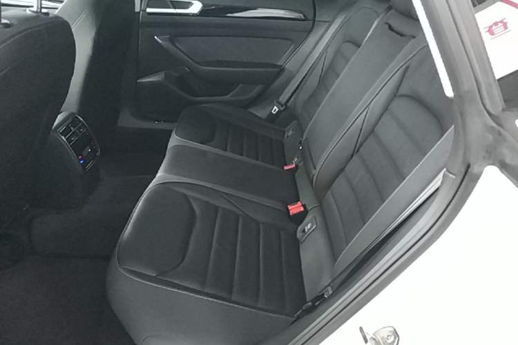 Used Volkswagen FAW-Volkswagen CC 2021 Estate Car 380TSI Vizion Edition Left Rear Seat