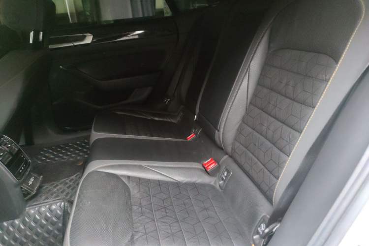 Used Volkswagen FAW-Volkswagen CC 2021 380TSI Striking Edition Left Rear Seat