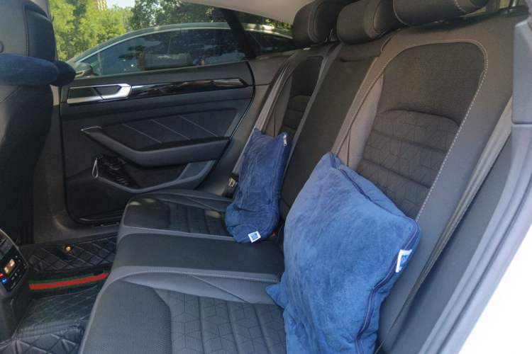 Used Volkswagen FAW-Volkswagen CC 2021 380TSI Striking Edition Left Rear Seat
