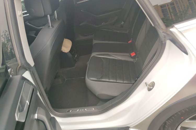 Used Volkswagen FAW-Volkswagen CC 2021 Estate Car 380TSI Vizion Edition Left Rear Seat