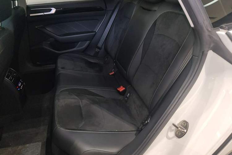 Used Volkswagen FAW-Volkswagen CC 2021 Estate Car 330TSI Hunter Vision Edition Left Rear Seat