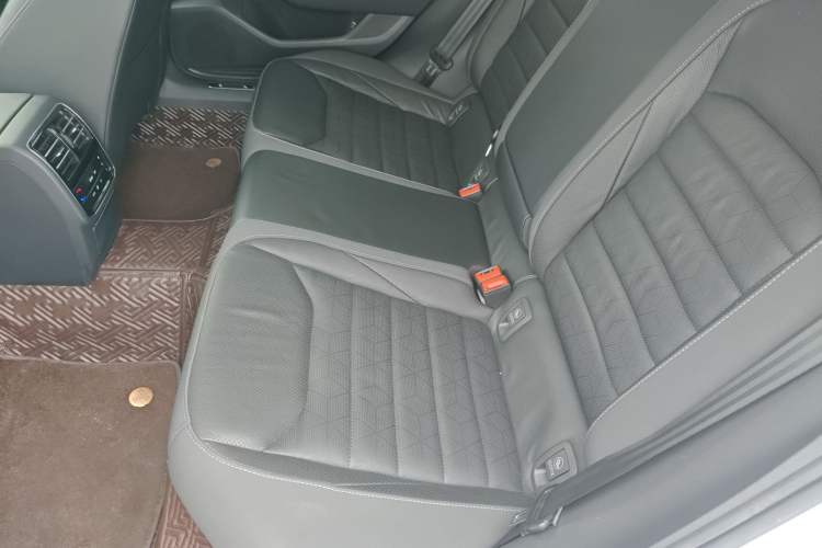 Used Volkswagen FAW-Volkswagen CC 2021 380TSI Striking Edition Left Rear Seat
