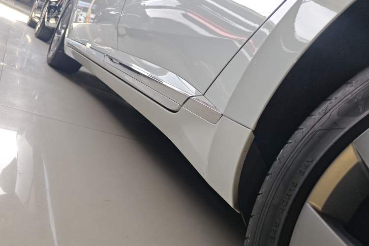 Used Volkswagen FAW-Volkswagen CC 2021 380TSI Striking Edition Left Side Sill