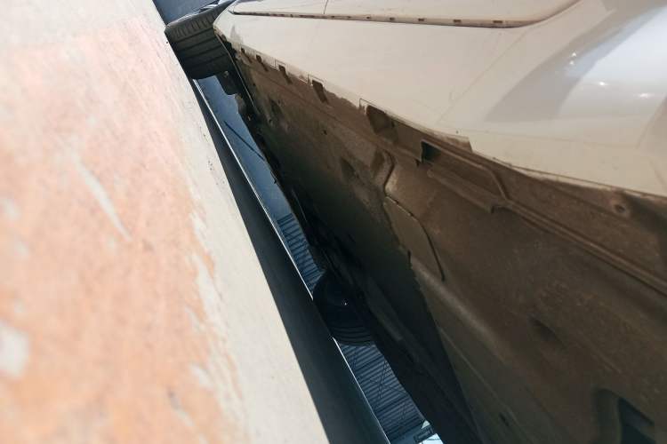 Used Volkswagen FAW-Volkswagen CC 2021 330TSI Ignite Edition Left Side Sill