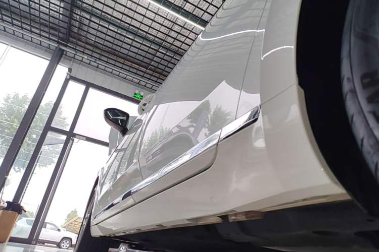 Used Volkswagen FAW-Volkswagen CC 2021 380TSI Striking Edition Left Side Sill