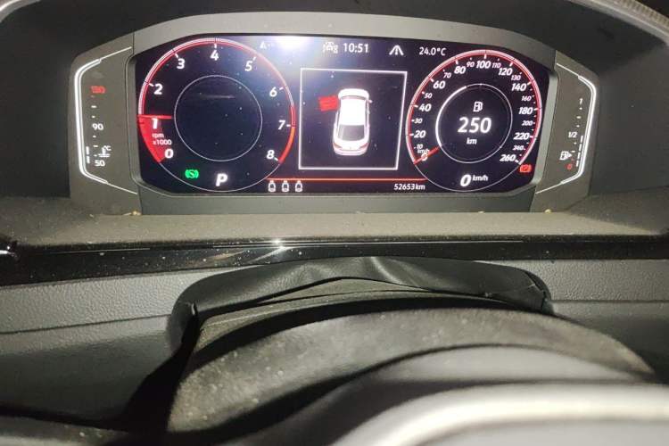 Used Volkswagen FAW-Volkswagen CC 2021 380TSI Striking Edition Odometer Close Up