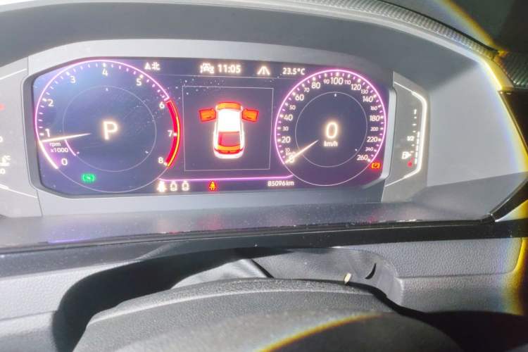 Used Volkswagen FAW-Volkswagen CC 2021 380TSI Striking Edition 30th Anniversary Model Odometer Close Up