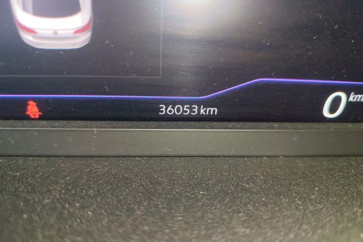 Used Volkswagen FAW-Volkswagen CC 2021 380TSI Striking Edition Odometer Close Up