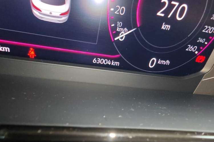 Used Volkswagen FAW-Volkswagen CC 2021 330TSI Ignite Edition Odometer Close Up
