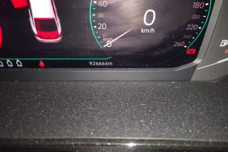 Used Volkswagen FAW-Volkswagen CC 2021 380TSI Striking Edition Odometer Close Up