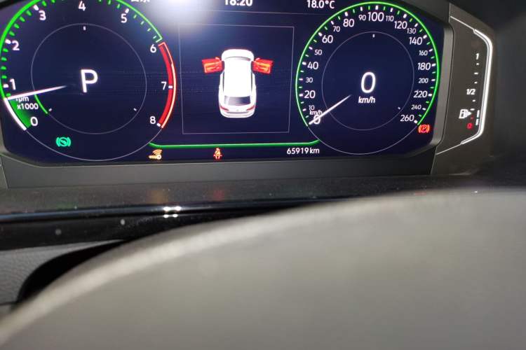Used Volkswagen FAW-Volkswagen CC 2021 Estate Car 330TSI Hunter Vision Edition Odometer Close Up