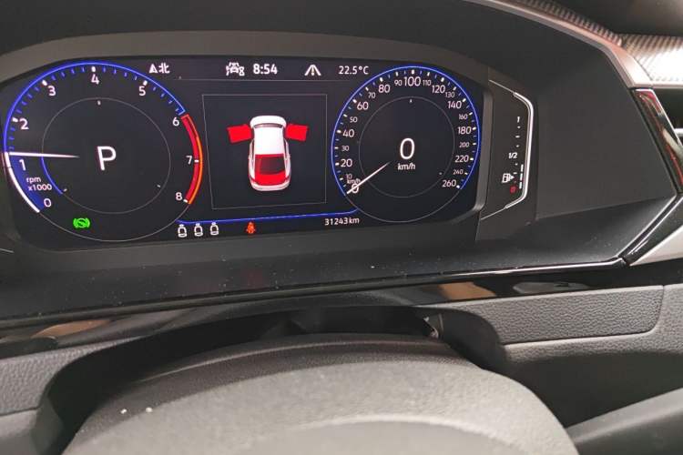 Used Volkswagen FAW-Volkswagen CC 2021 380TSI Striking Edition Odometer Close Up