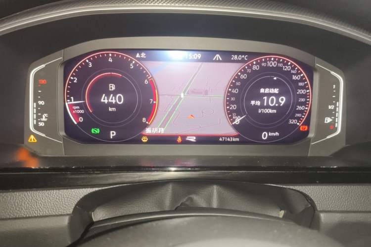 Used Volkswagen FAW-Volkswagen CC 2021 380TSI Striking Edition Odometer Close Up