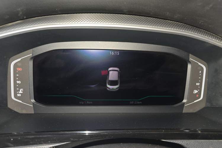 Used Volkswagen FAW-Volkswagen CC 2021 380TSI Striking Edition Odometer Close Up